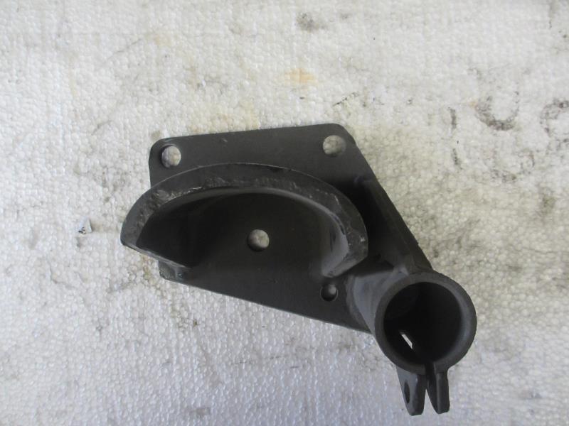 副簧左后限位支架总成