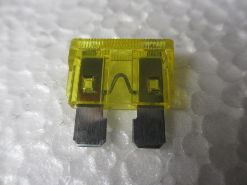 白色熔断丝(25A)