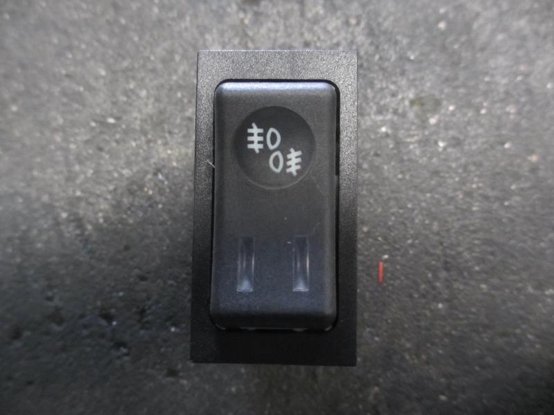 雾灯开关(稳压二极管)