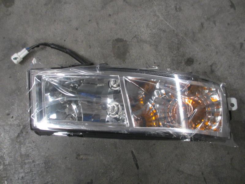 辅助远光灯及转向灯总成(右)