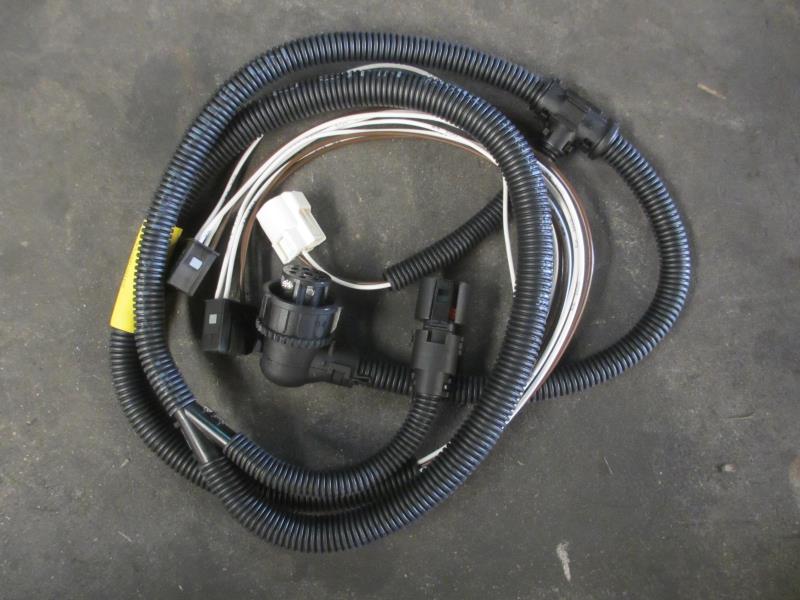 右前部分电线束