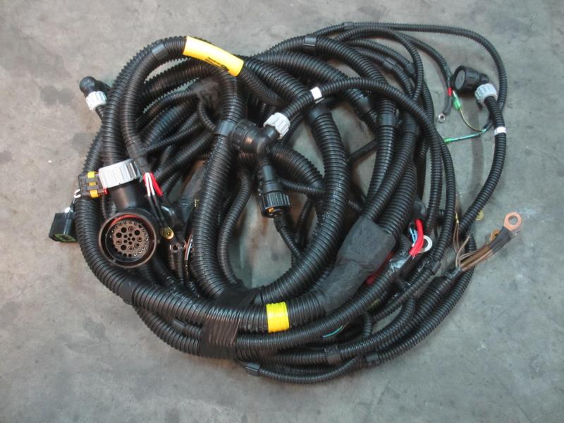 发动机、变速器底盘电线束（新WP10、自卸车