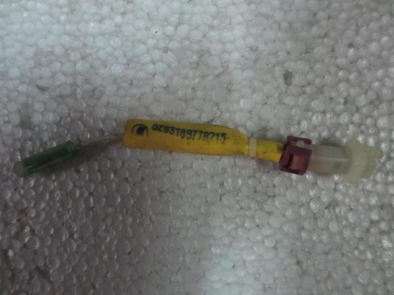 压缩机电磁开关连接线