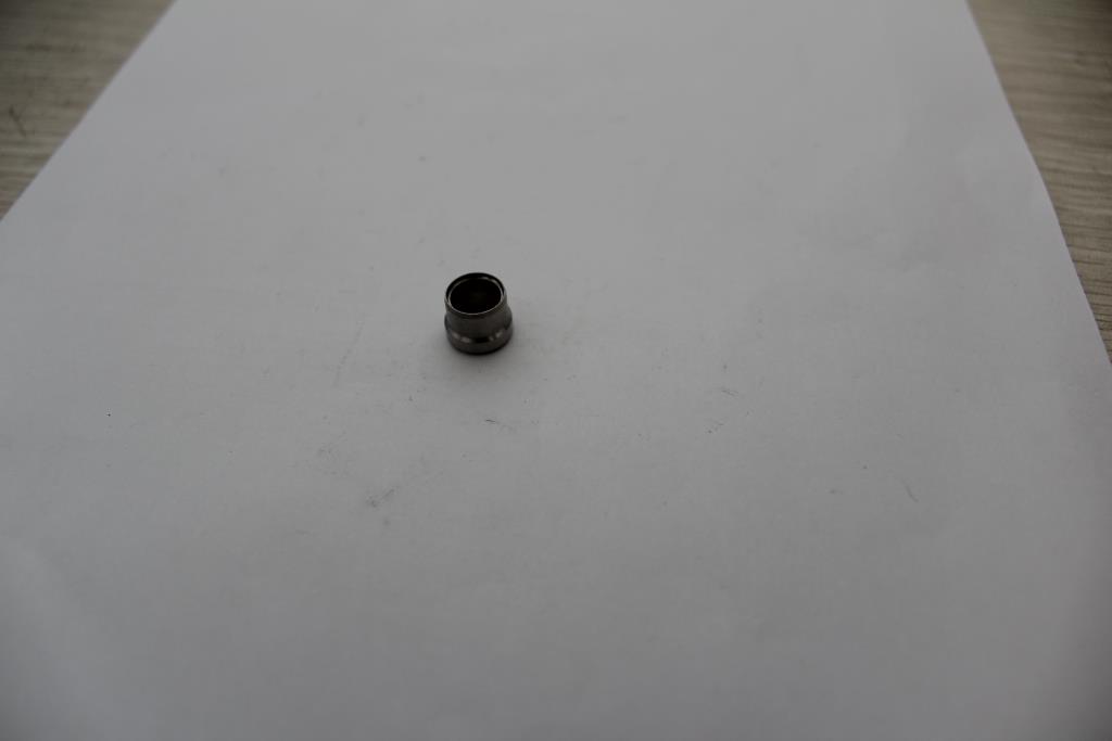 ∮8单卡套（V0000-010403）