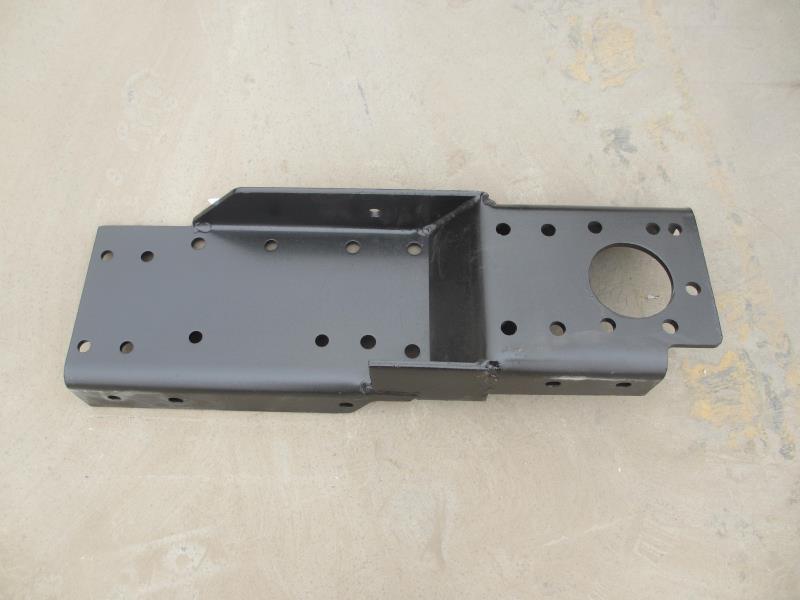 右托架总成（拖钩）