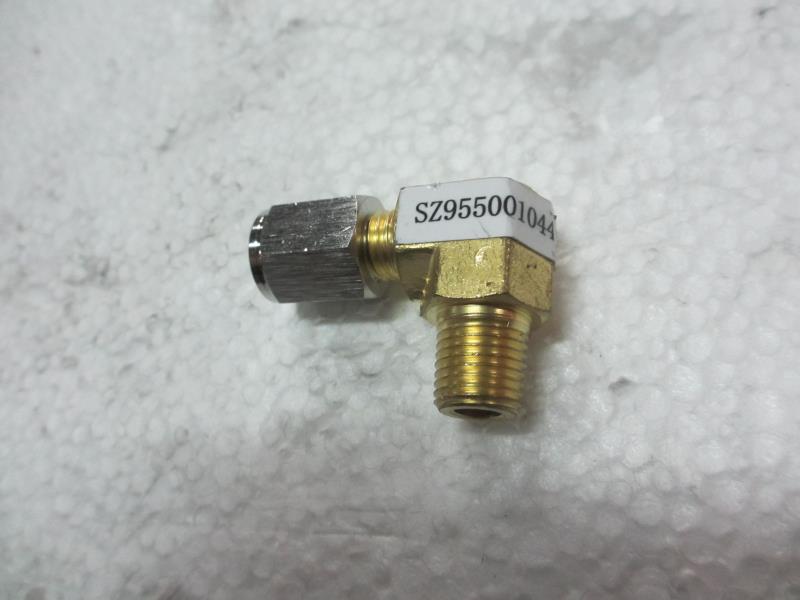 TZ_直角卡套外丝接头