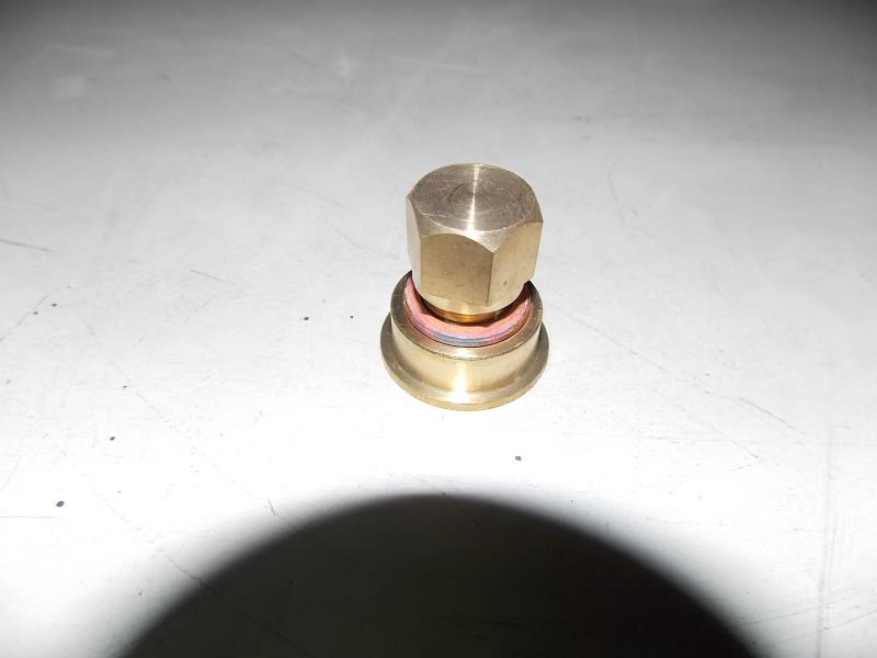 散热器放水螺堵