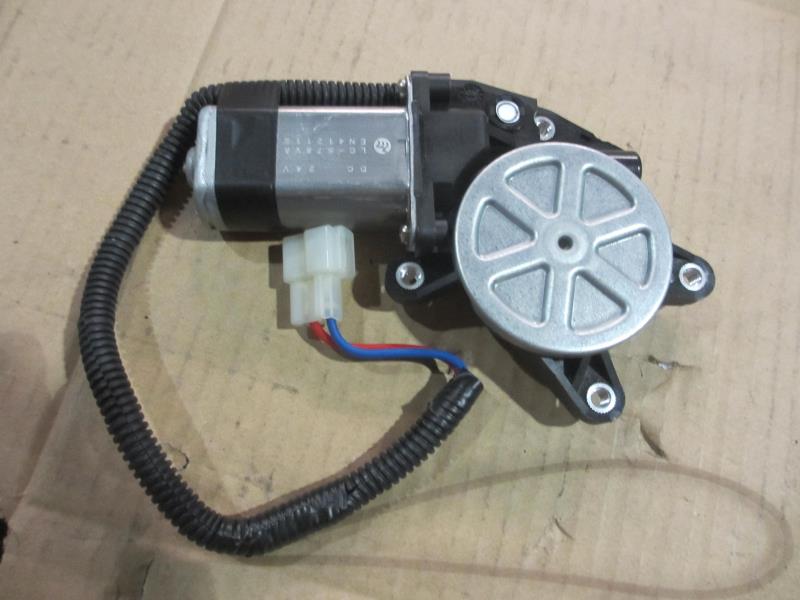 左玻璃升降器电机