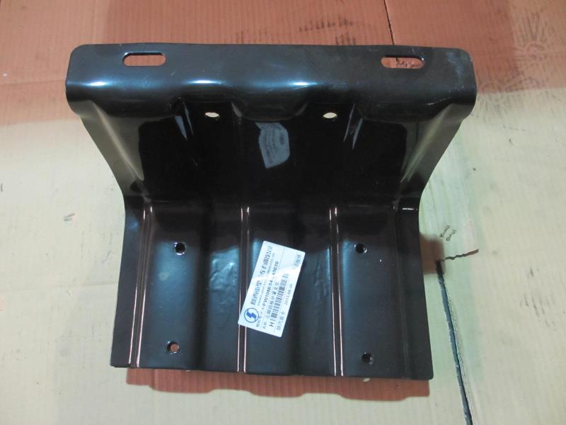 左脚踏板护罩支架