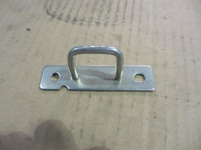 锁柱-前顶棚中杂物盒