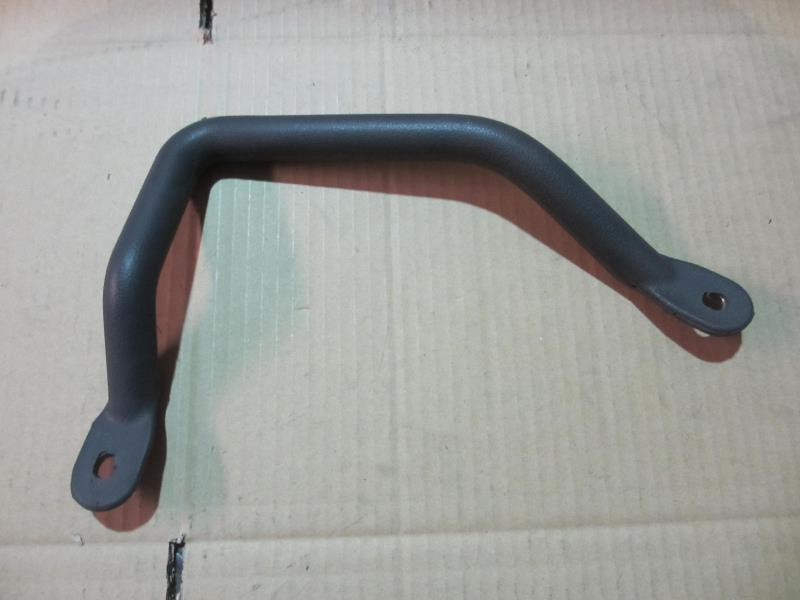 右上车扶手（新款)