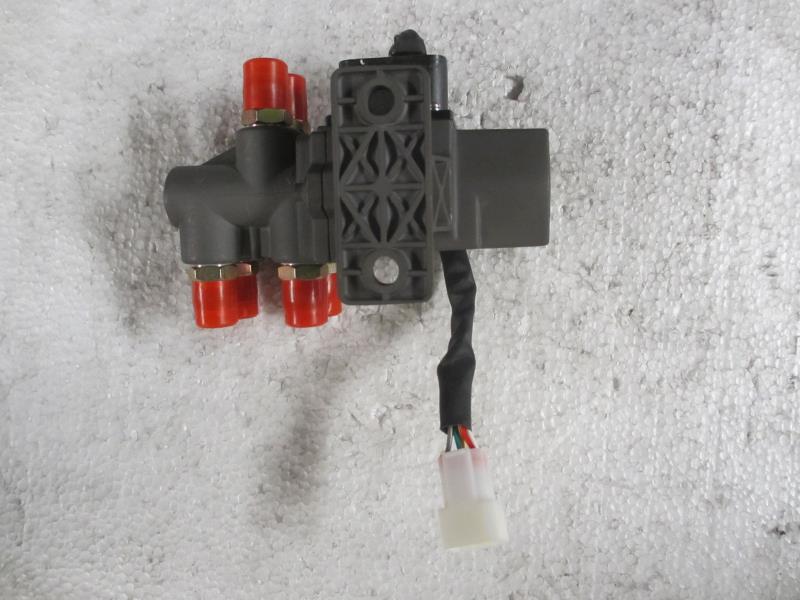 供油换向阀总成