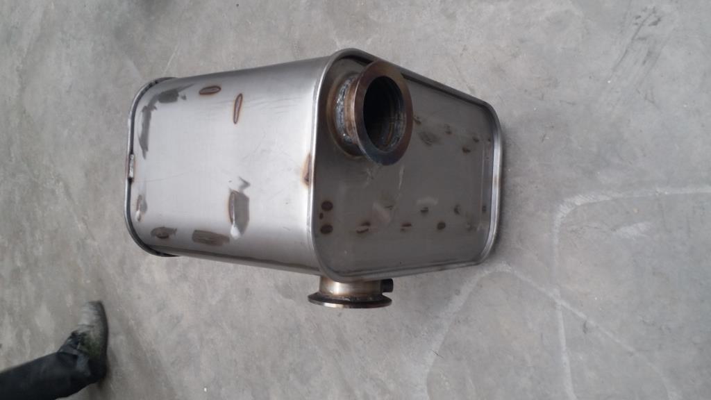 消音器（带三元催化）