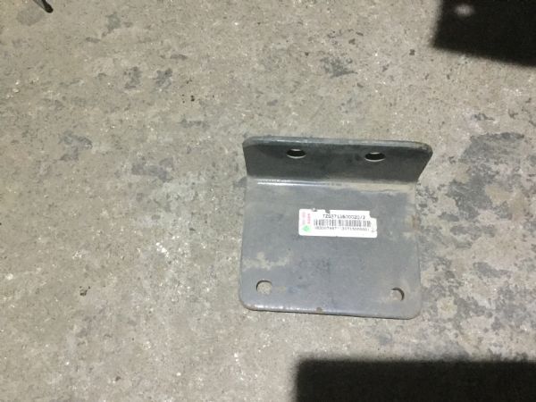 挂车阀支架