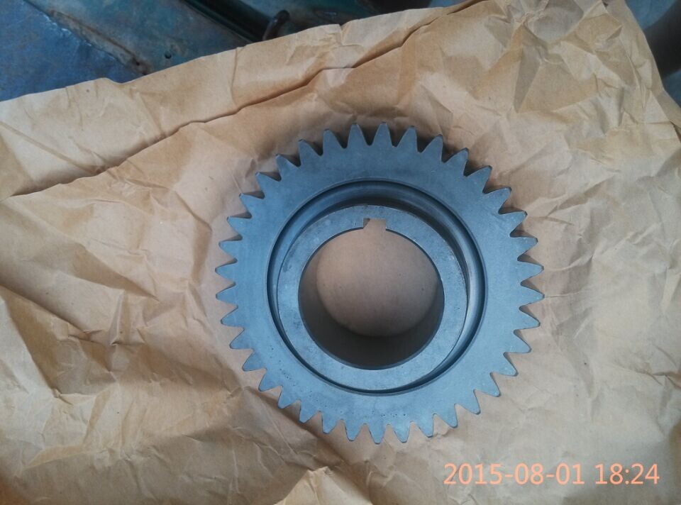 副轴齿轮（37齿超速档）