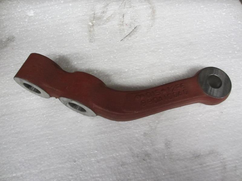 右转向横拉杆臂