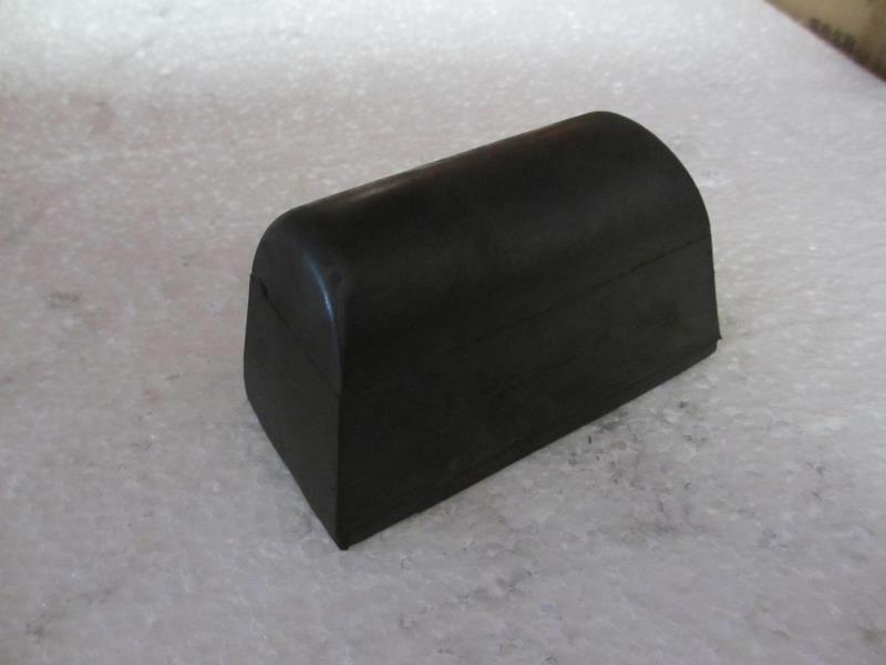 后桥用限位块总成