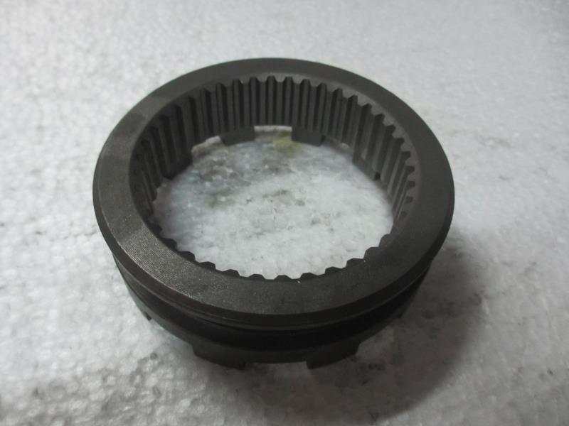 轴间差速锁啮合套