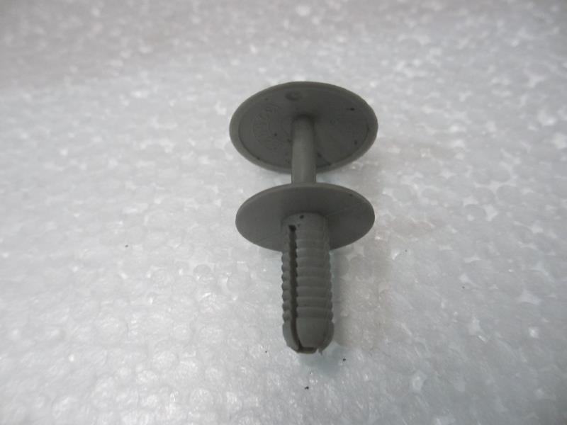 塑料开尾铆钉--7,4X20/26-PA6-GR