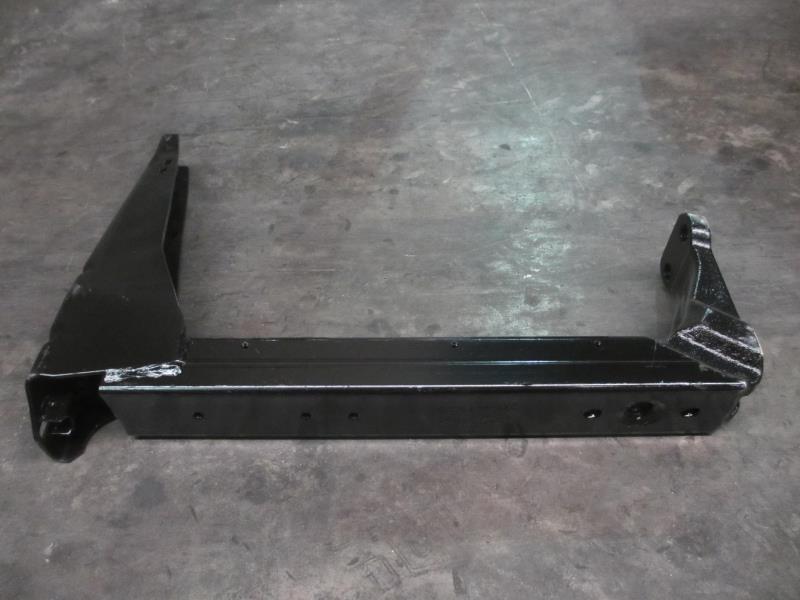 右后踏板支架总成