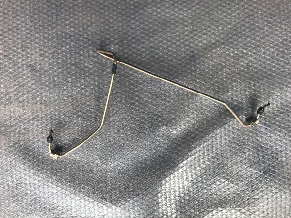 第4缸高压油管总成