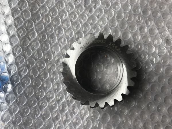 机油泵中间齿轮