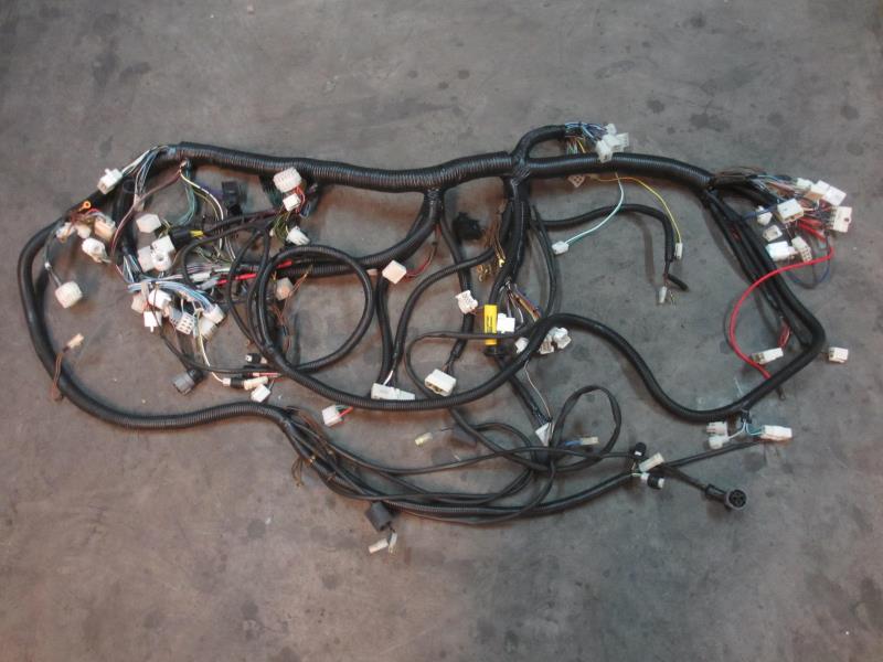 驾驶室电线束（普通前照灯、WP系列发动机）