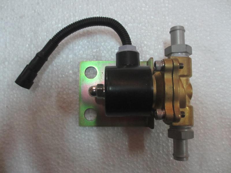 尿素箱加热水管电磁阀