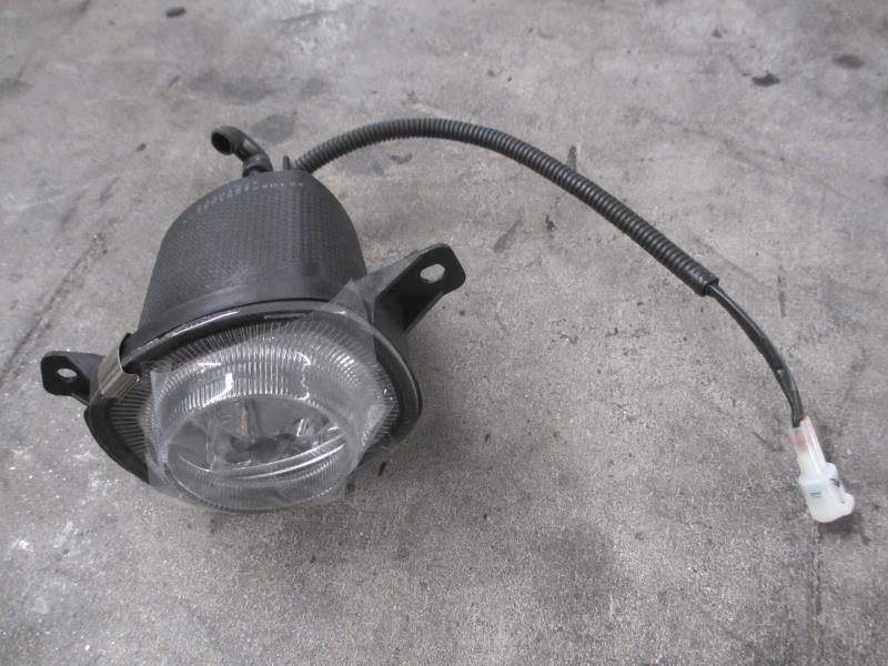 前雾灯总成(左)