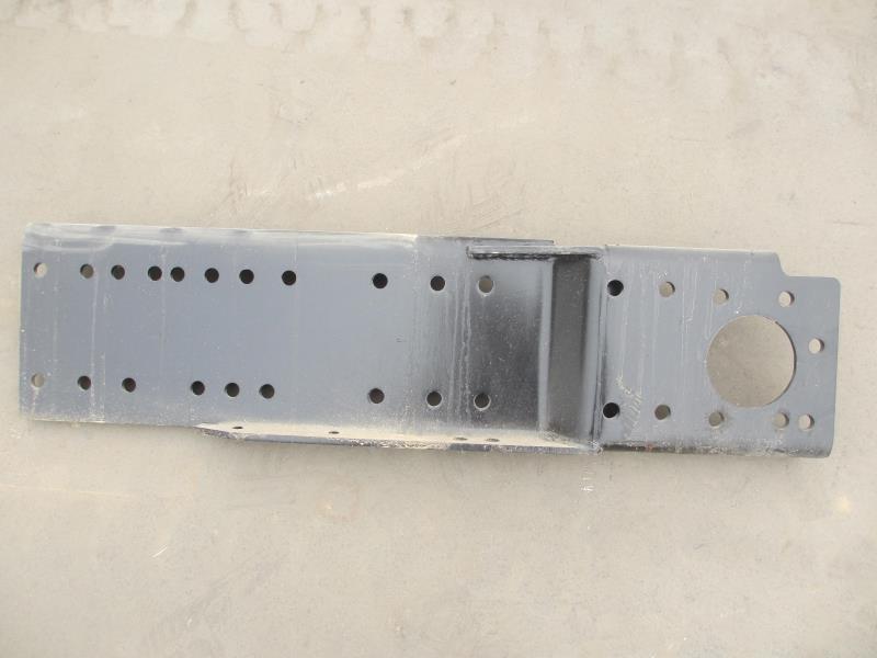 保险杠左托架总成