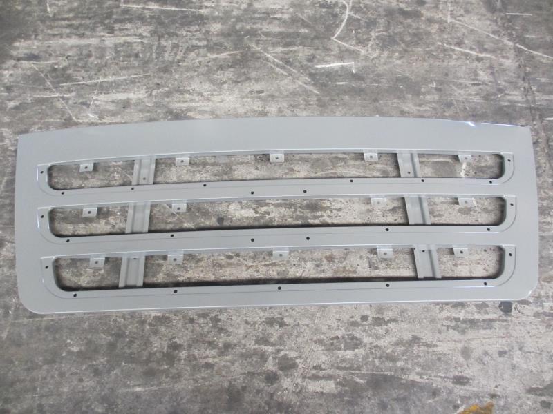 前面板焊接总成