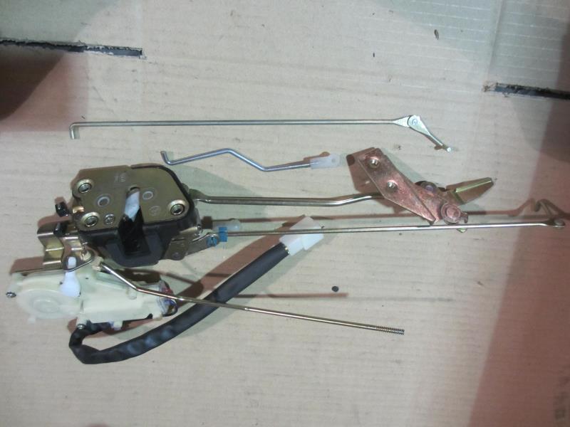 左电动门锁及操纵机构总成