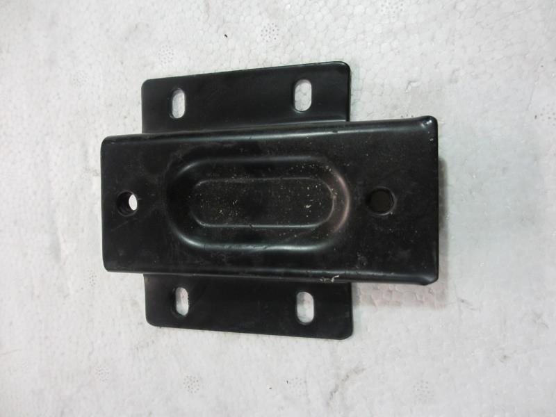 前面板锁座支架