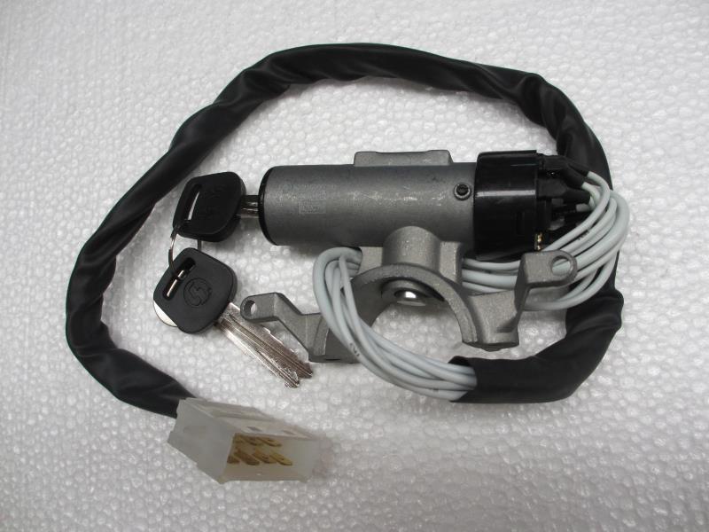 方向盘锁（带锁芯，钥匙）