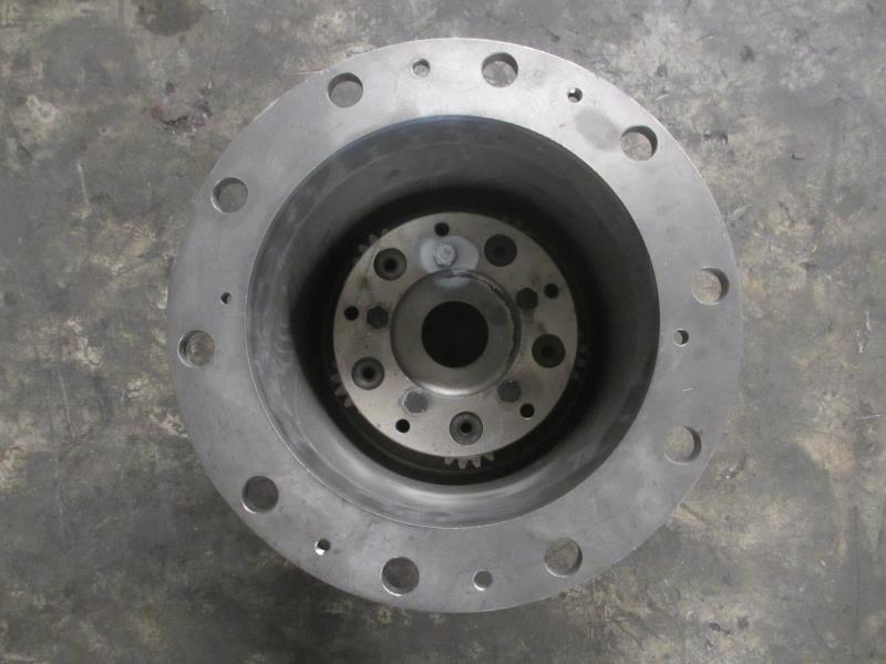 分装的轮边减速器总成