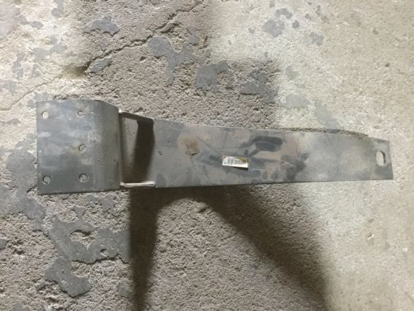 右连接板总成