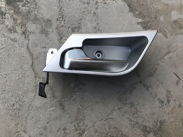 左开门内抠手总成